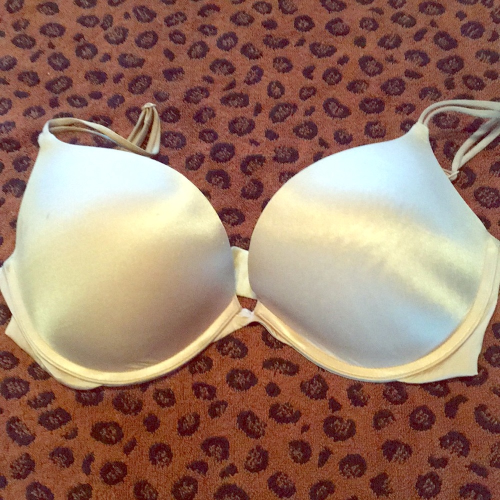 Victoria Secret very sexy push up bra